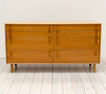 Meredew Oak Chest of Drawers
