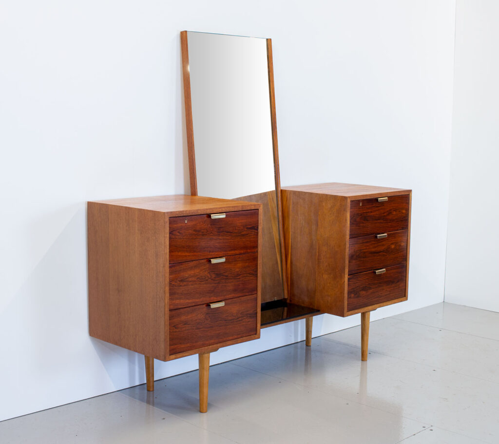 Robin Day Interplan Rosewood Dressing Table by Hille