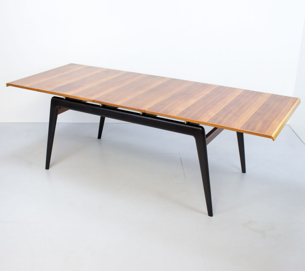 Robin Day Extending Dining Table by Hille