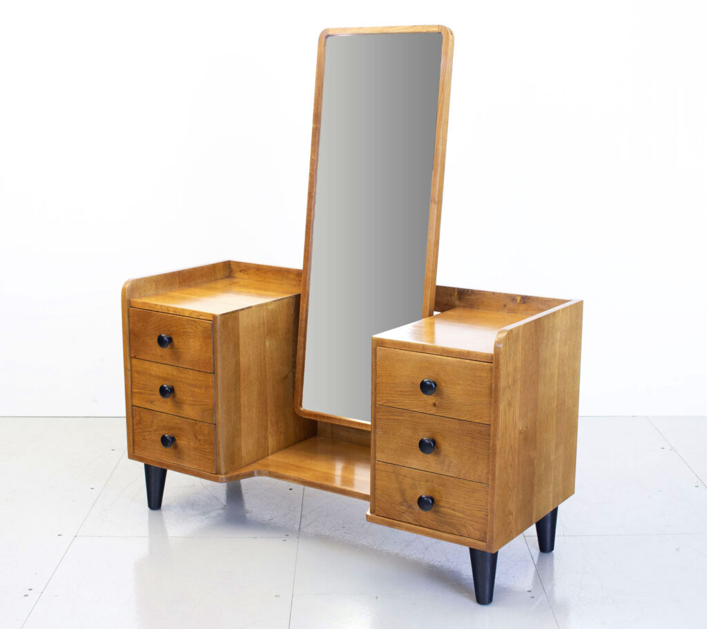 Modernist Gordon Russell Oak Dressing Table