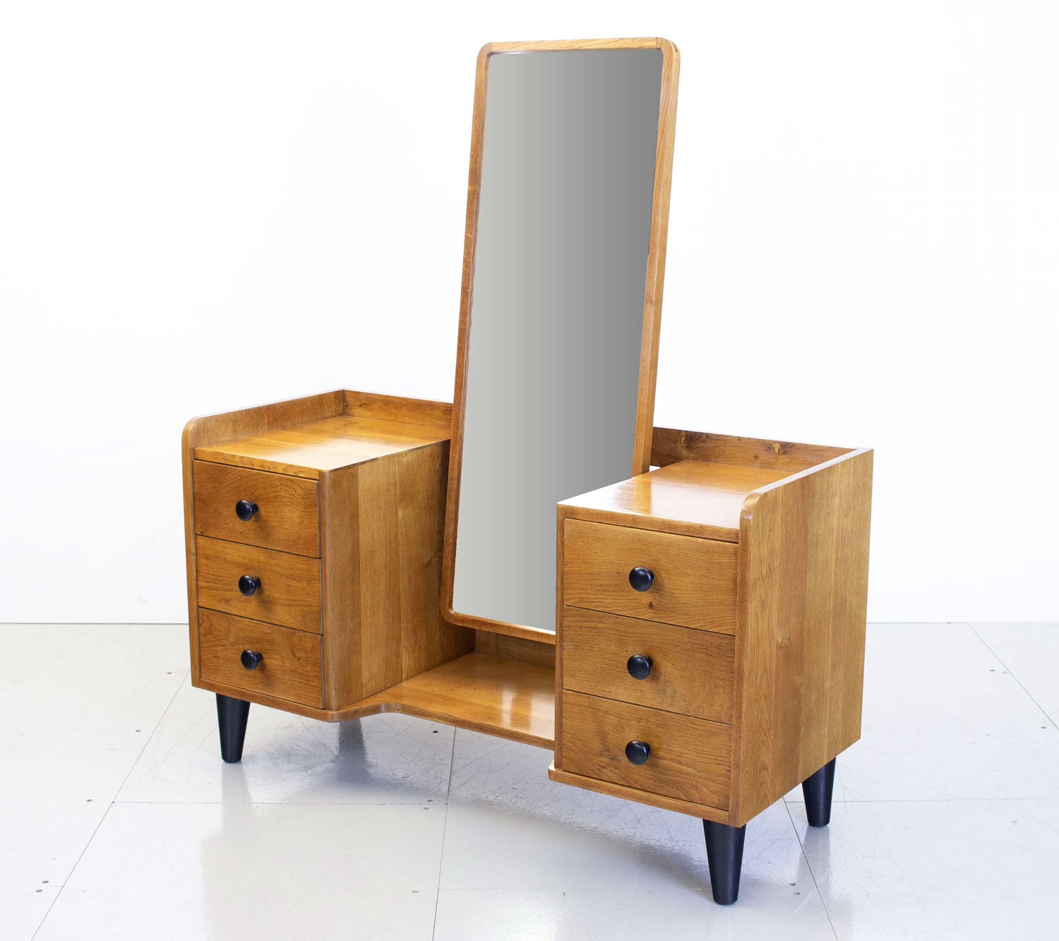 Modernist Gordon Russell Oak Dressing Table
