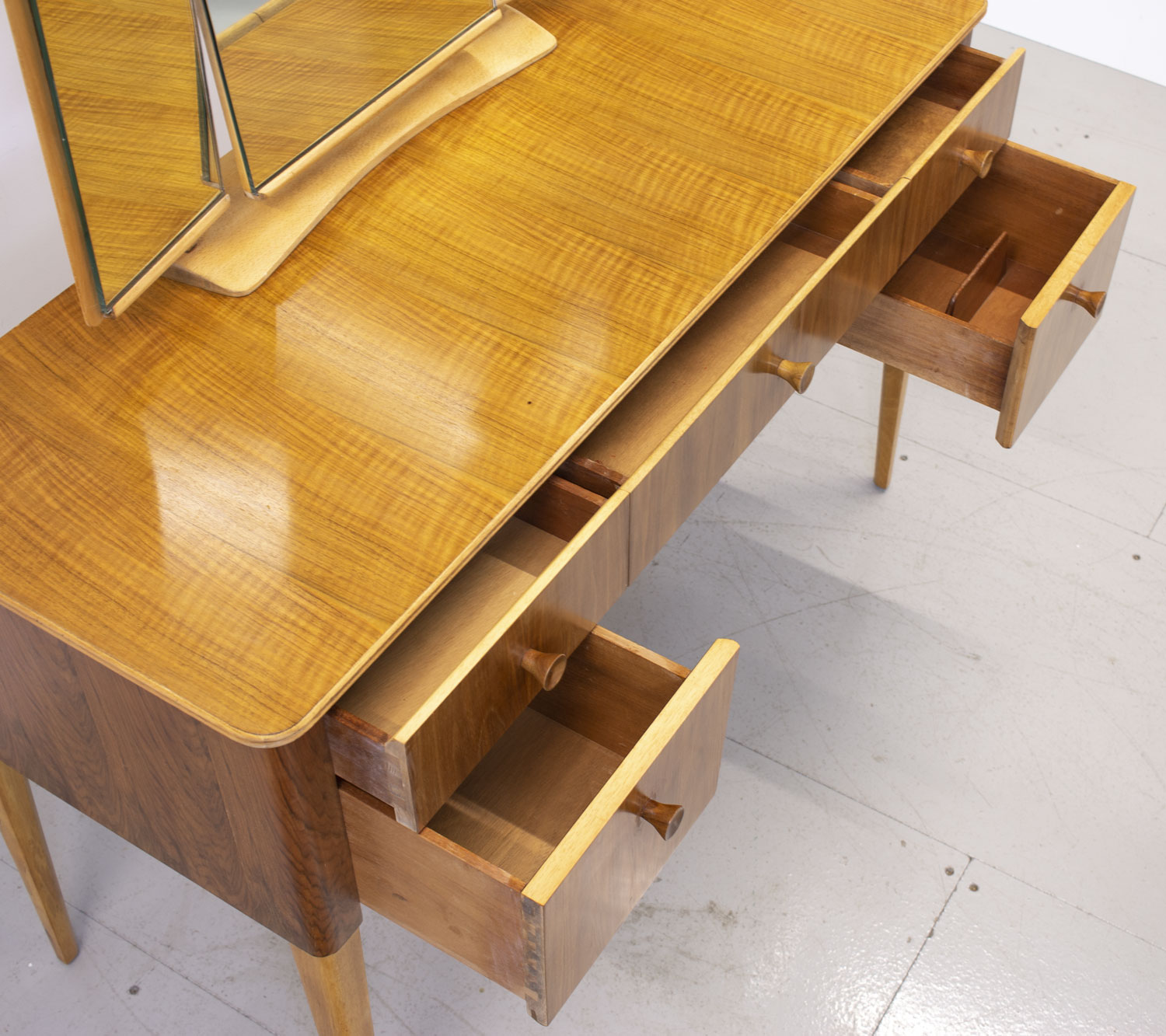 1950s Walnut Dressing Table by Gordon Russell