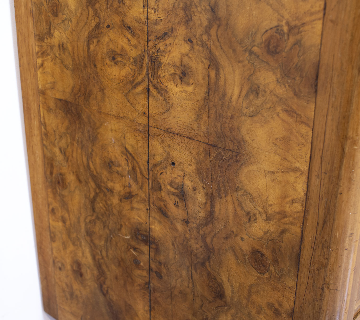 Art Deco Burr Walnut Chest of Drawers