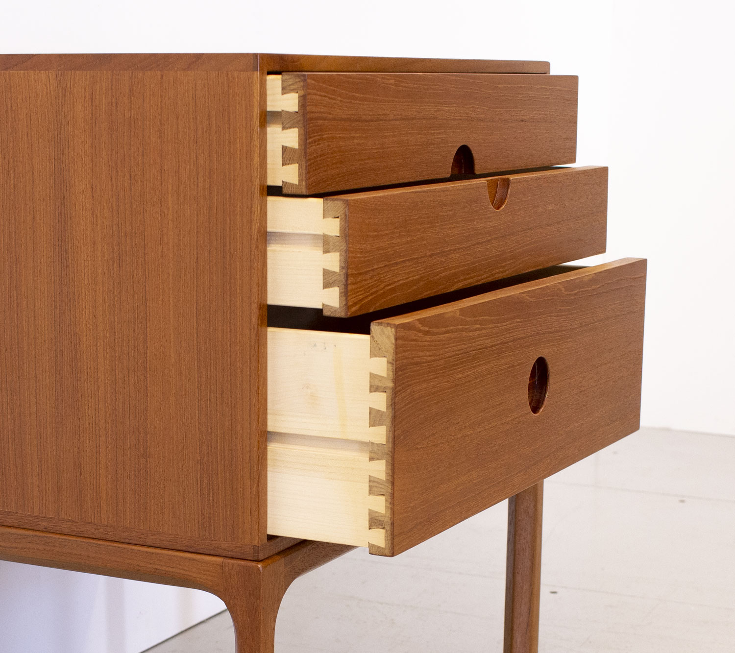 Danish Model 386 Teak Chest of Drawers by Kai Kristiansen