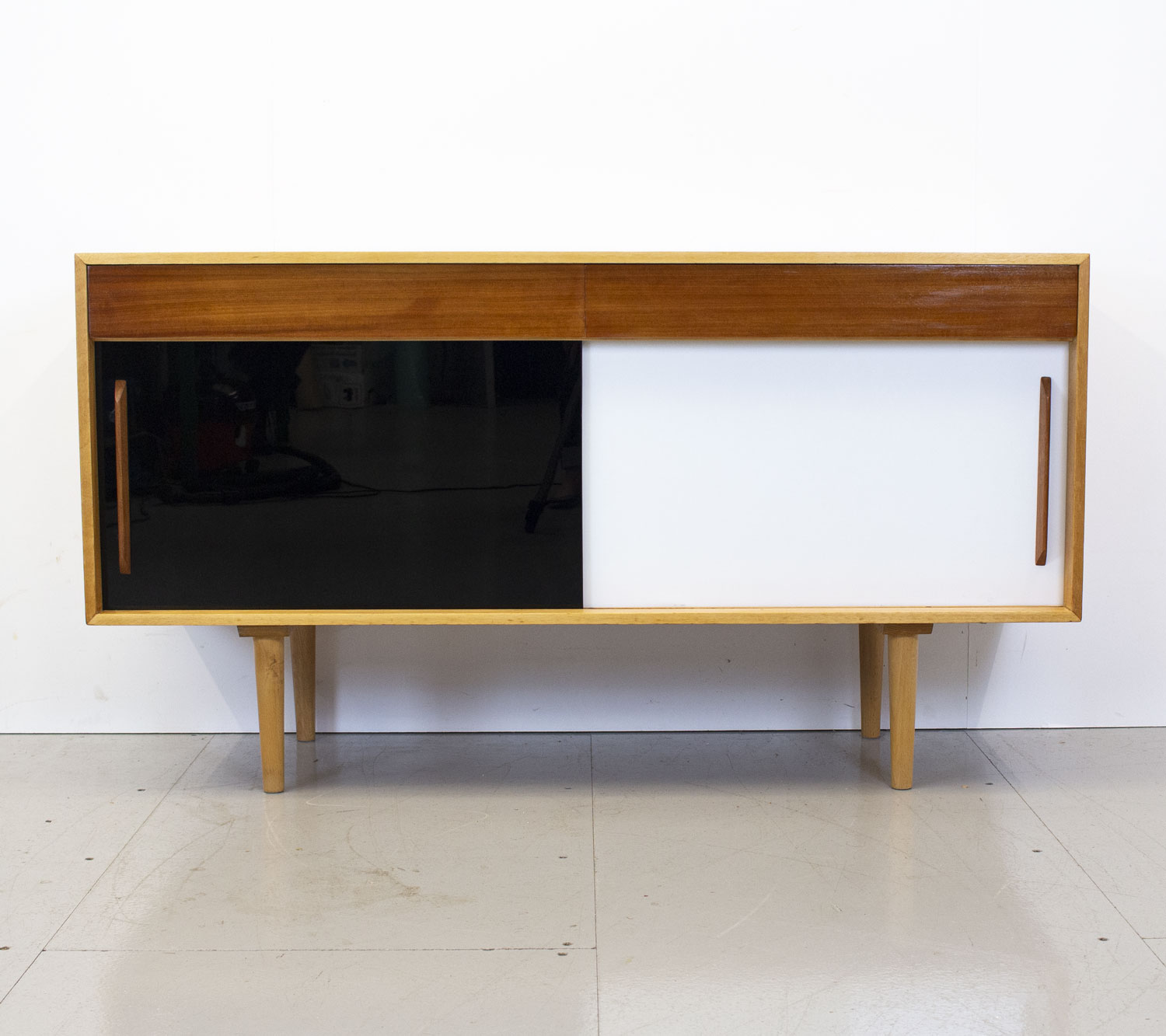 Robin Day Hilleplan Unit ‘B’ Sideboard for Hille