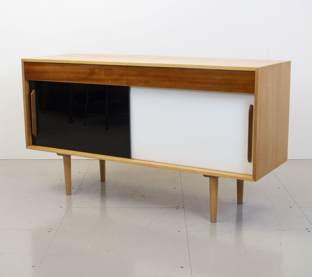 Robin Day Hilleplan Unit ‘B’ Sideboard for Hille