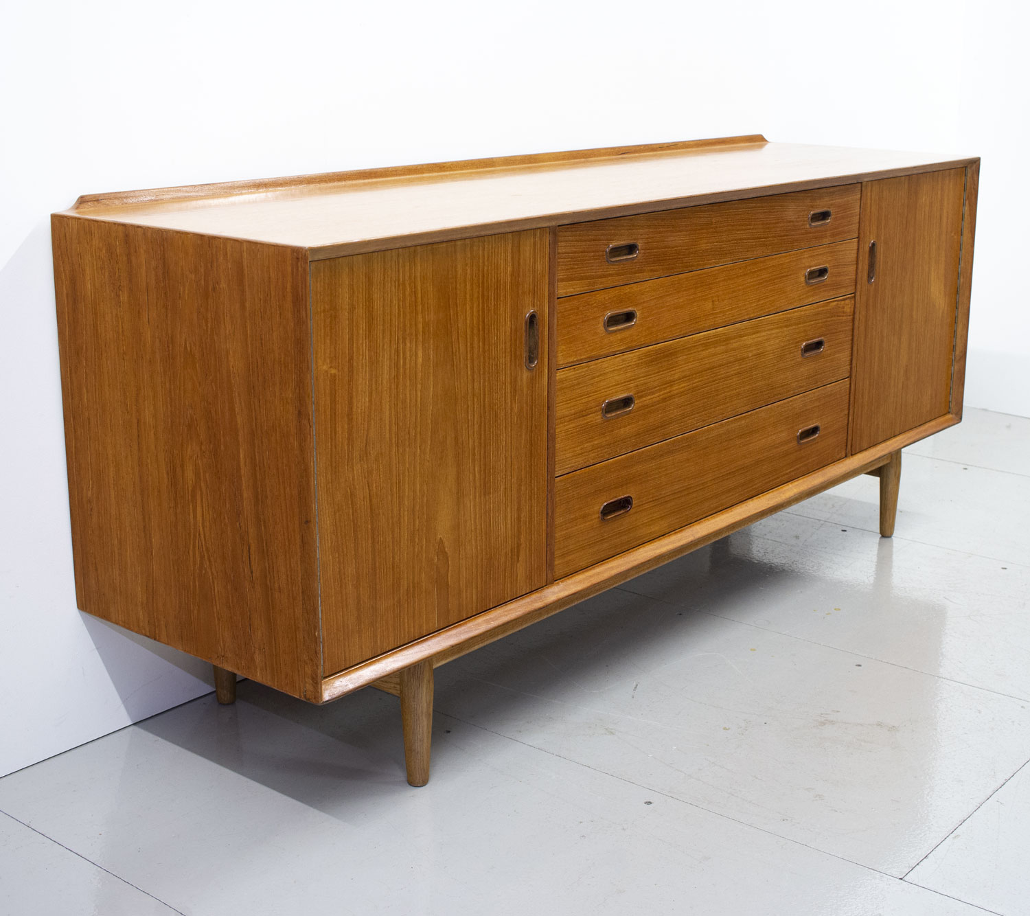Danish Teak Model OS25 Sideboard by Arne Vodder for Sibast Danish Teak Model OS25 Sideboard by Arne Vodder for Sibast