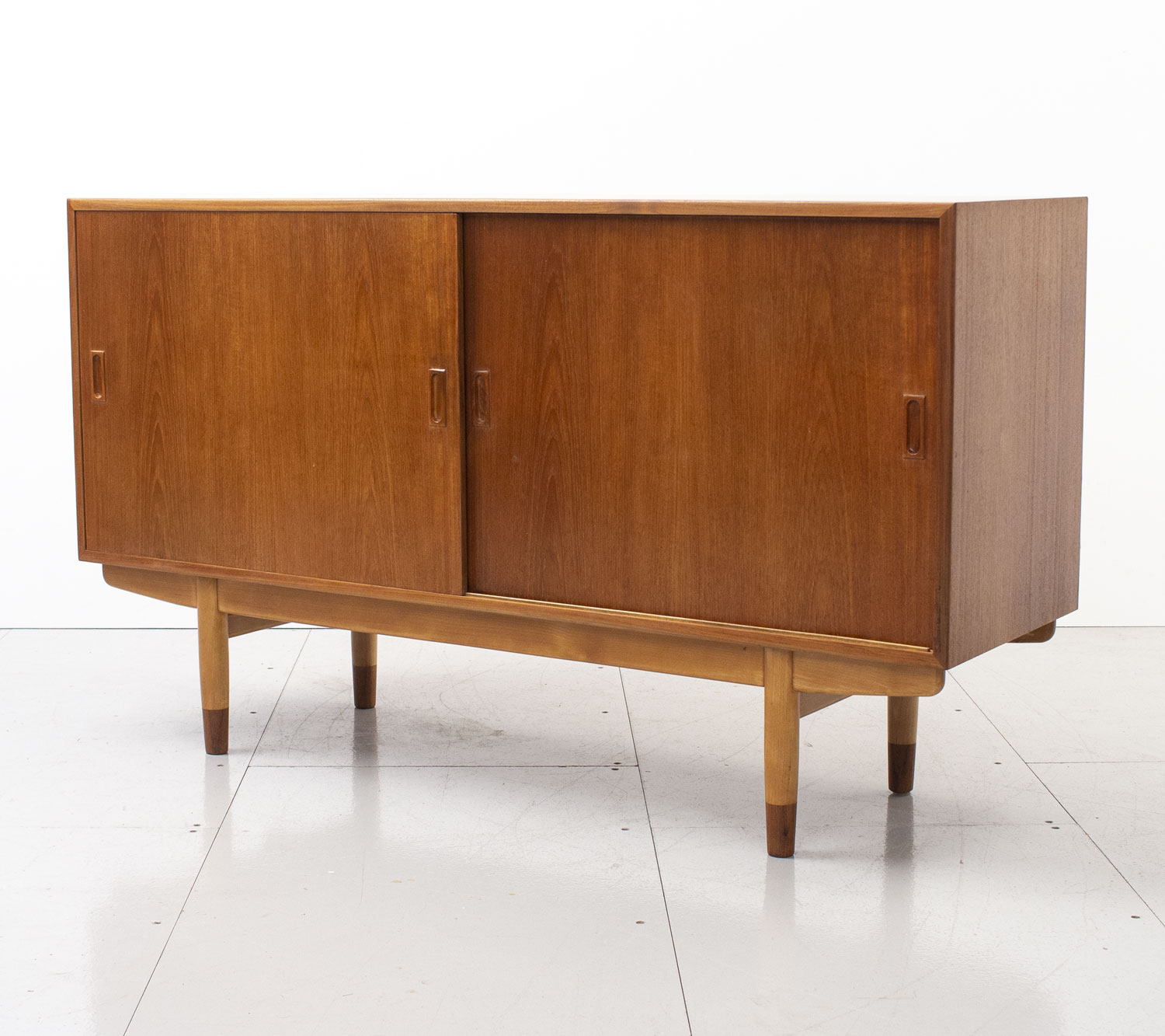 Danish Teak Sideboard by Børge Mogensen for Søborg Møbelfabrik Danish Teak Sideboard by Børge Mogensen for Søborg Møbelfabrik
