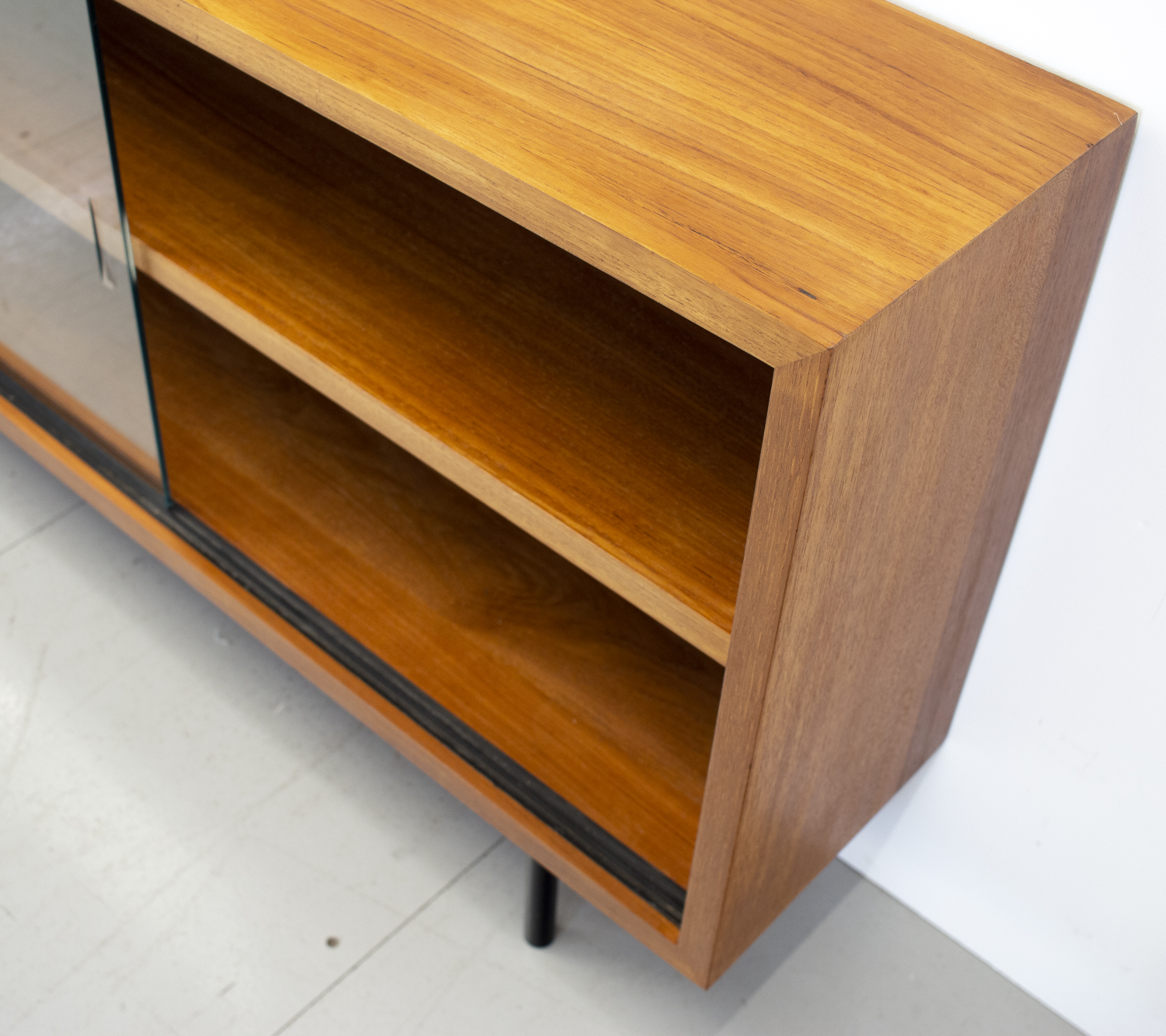 Mid Century Danish Teak Bookcase/Display Cabinet Mid Century Danish Teak Bookcase/Display Cabinet