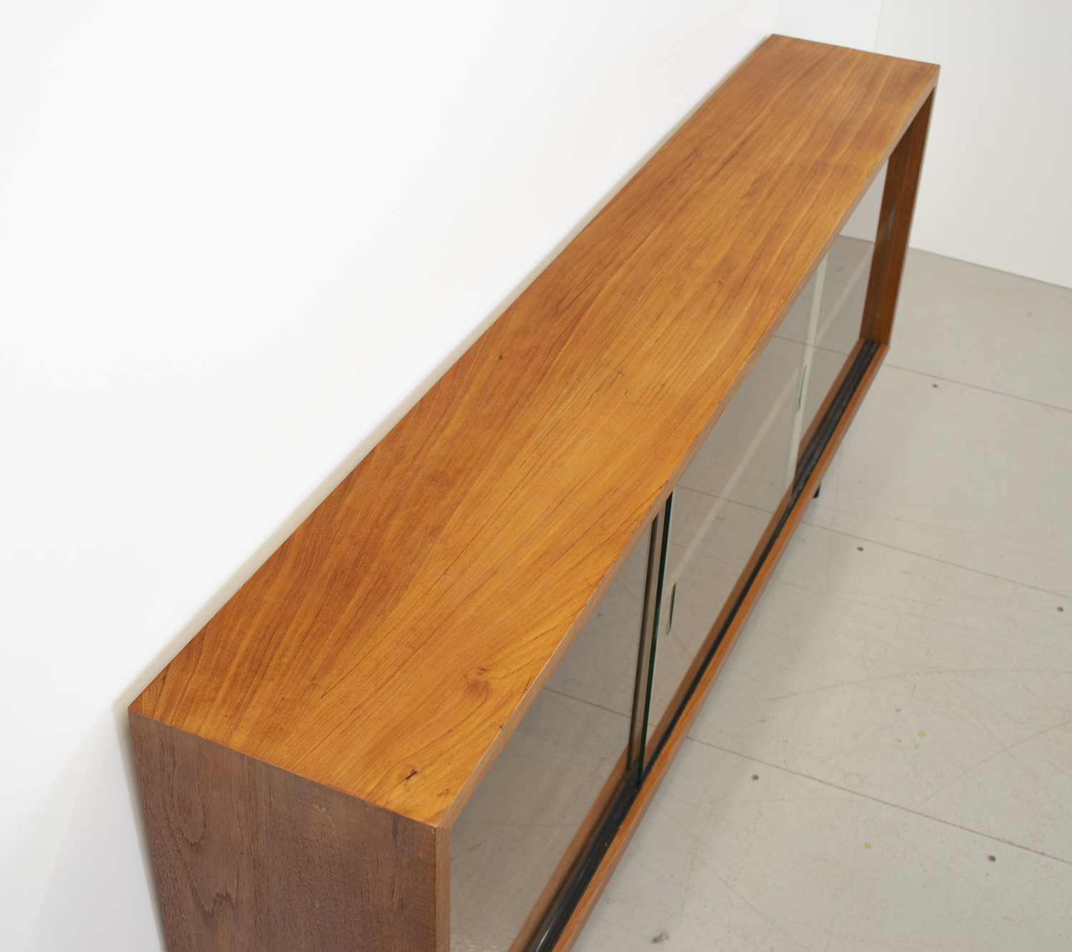 Mid Century Danish Teak Bookcase/Display Cabinet Mid Century Danish Teak Bookcase/Display Cabinet